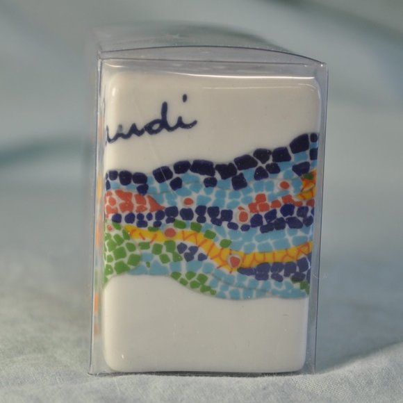 Antoni Gaudi barcelona mosaic salt & pepper shakers NIP (w1244) - Picture 8 of 8